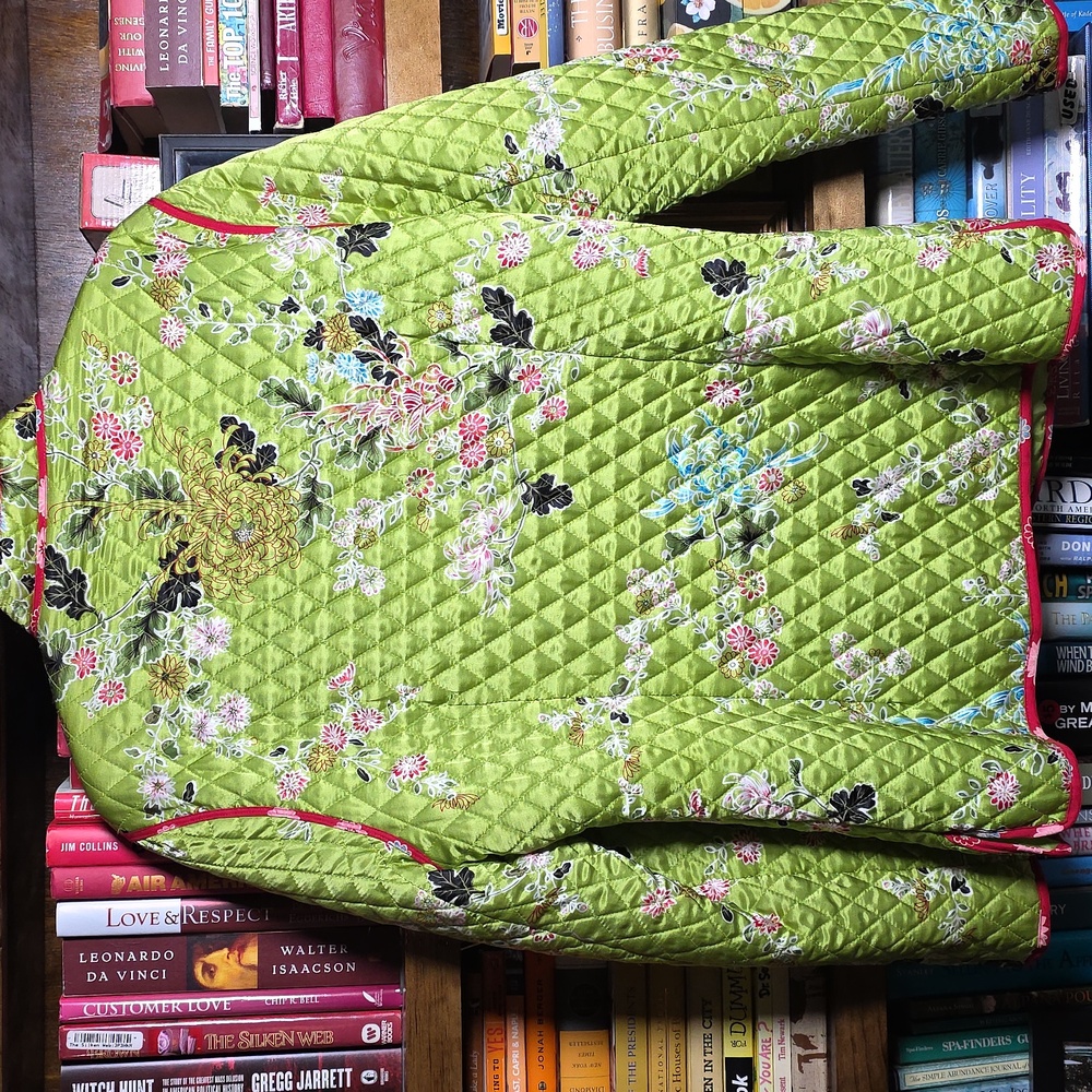 Anne Carson 100% Silk Quilted Jacket, Size Large - Picture 10 of 13